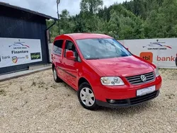Rosu Utilizat 2010 VW Caddy Monovolum | 5.300 EUR (Preț OK)