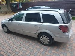 Utilizat 2005 Opel Astra Hatchback | 5.000 EUR