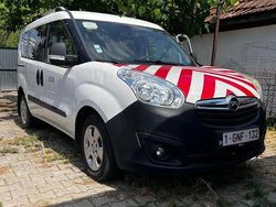 Culoarealb Utilizat 2014 Opel Combo Monovolum | 3.150 EUR (Preț bun)