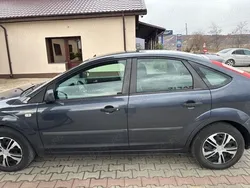 Utilizat 2007 Ford Focus Berlinǎ | 2.100 EUR (Preț OK)