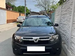 Negru Utilizat 2013 Dacia Duster Ambiance SUV | 6.800 EUR (Preț bun)