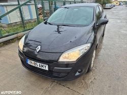 Culoarenegru Utilizat 2012 Renault Mégane III Expression Hatchback | 4.300 EUR (Preț OK)