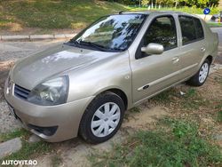 Culoaregalbeuriu Utilizat 2007 Renault Clio II Berlinǎ | 17.000 EUR