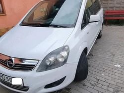 Utilizat 2010 Opel Zafira Monovolum | 3.000 EUR (Preț OK)