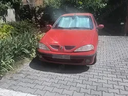 Utilizat 1999 Renault Mégane Berlinǎ | 450 EUR