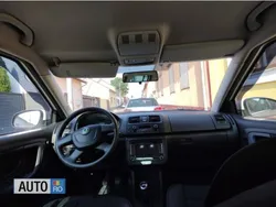Alb Utilizat 2012 Skoda Fabia Hatchback | 5.300 EUR (Scump)