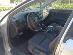 Utilizat 2002 Audi A4 Hatchback | 1.100 EUR (Preț bun)