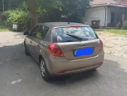 Utilizat 2009 Kia Ceed Hatchback | 2.500 EUR (Preț bun)