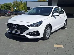 Culoarealb Utilizat 2022 Hyundai i30 Comfort Hatchback | 13.950 EUR (Preț bun)