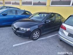 Gri Utilizat 2005 Volvo S40 Berlinǎ | 1.490 EUR