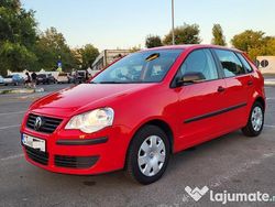 Rosu Utilizat 2007 VW Polo Trendline Hatchback | 5.950 EUR