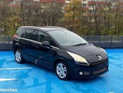 Culoarenegru Utilizat 2011 Peugeot 5008 Active Monovolum | 4.222 EUR (Preț OK)