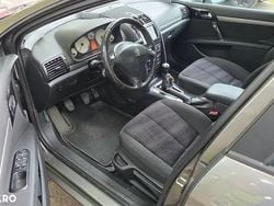 Gri Utilizat 2010 Peugeot 407 Berlinǎ | 2.990 EUR (Preț OK)