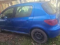 Utilizat 2002 Peugeot 307 Hatchback | 550 EUR