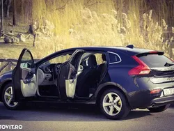 Negru Utilizat 2014 Volvo V40 R-Design Break | 7.800 EUR (Puțin scump)