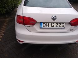 Utilizat 2013 VW Jetta Berlinǎ | 6.200 EUR (Preț OK)