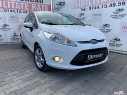 Alb Utilizat 2012 Ford Fiesta Titanium Hatchback | 6.550 EUR (Preț OK)