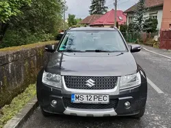 Gri Utilizat 2012 Suzuki Grand Vitara SUV | 8.890 EUR