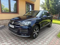 Albastru Utilizat 2012 VW Touareg Exclusive SUV | 13.400 EUR (Super Preț)