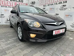 Alte culori Utilizat 2011 Hyundai i30 Break | 6.550 EUR