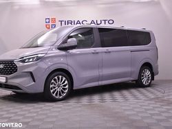 Gri Utilizat 2024 Ford Tourneo Monovolum | 54.900 EUR