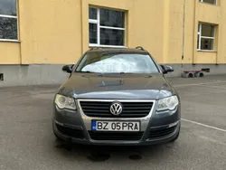 Gri Utilizat 2010 VW Passat Break | 5.300 EUR (Scump)