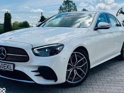 Culoarealb Utilizat 2020 Mercedes E200 AMG line Berlinǎ | 34.900 EUR (Scump)