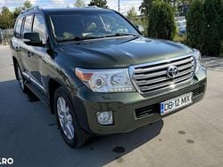 Culoareverde Utilizat 2015 Toyota Land Cruiser Luxury SUV | 47.000 EUR