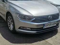 Gri Utilizat 2017 VW Passat Comfortline Break | 12.000 EUR (Preț bun)