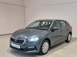 Negru metalic Utilizat 2019 Skoda Scala Ambition Hatchback | 14.650 EUR (Preț OK)