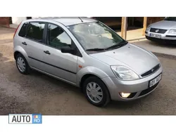 Gri Utilizat 2004 Ford Fiesta Hatchback | 2.100 EUR (Preț OK)