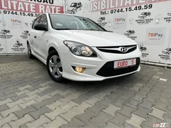Alb Utilizat 2012 Hyundai i30 Classic Hatchback | 6.330 EUR (Preț OK)