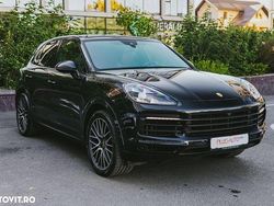 Culoarenegru Utilizat 2019 Porsche Cayenne SUV | 50.820 EUR (Super Preț)