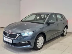 Gri mediu normal Utilizat 2019 Skoda Scala Ambition Hatchback | 13.950 EUR (Preț bun)