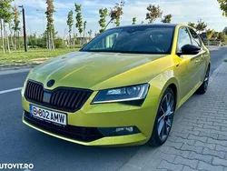 Galbeuriu Utilizat 2019 Skoda Superb SportLine Berlinǎ | 27.900 EUR (Puțin scump)