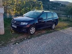 Utilizat 2015 Dacia Logan Berlinǎ | 3.900 EUR