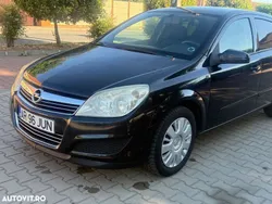 Negru Utilizat 2007 Opel Astra Hatchback | 1.350 EUR (Preț bun)