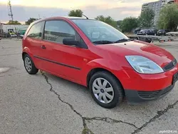 Rosu Utilizat 2004 Ford Fiesta Hatchback | 799 EUR (Super Preț)