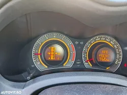 Rosu Utilizat 2013 Toyota Auris Executive Berlinǎ | 6.850 EUR