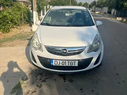 Alb Utilizat 2012 Opel Corsa Hatchback | 2.399 EUR