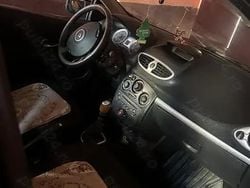 Utilizat 2007 Renault Clio II Hatchback | 1.500 EUR (Preț bun)