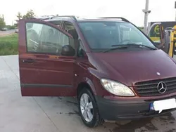 Rosu Utilizat 2010 Mercedes Vito Monovolum | 10.700 EUR (Scump)