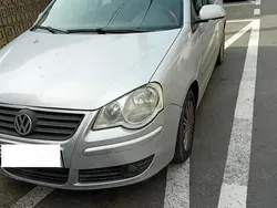 Argintiu Utilizat 2007 VW Polo Hatchback | 1.450 EUR (Preț bun)