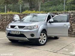 Culoaregri Utilizat 2009 Mitsubishi Outlander Invite SUV | 4.590 EUR (Preț bun)