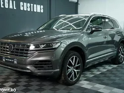 Gri Utilizat 2018 VW Touareg SUV | 28.000 EUR (Super Preț)