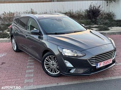 Culoaregri Utilizat 2019 Ford Focus Titanium Break | 12.499 EUR (Puțin scump)