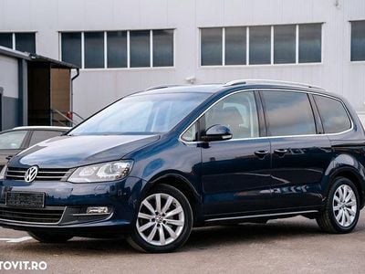 Second-hand VW Sharan Highline 170 CP (125 kW) 2012 Culoarealbastru Monovolum