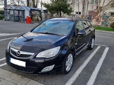 Second-hand Opel Astra 110 CP (80 kW) 2011 Break