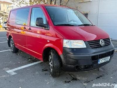 Utilizat 2007 VW T5 Van | 4.150 EUR (Super Preț)