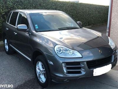 Second-hand Porsche Cayenne 240 CP (176 kW) 2009 Culoarealte culori SUV